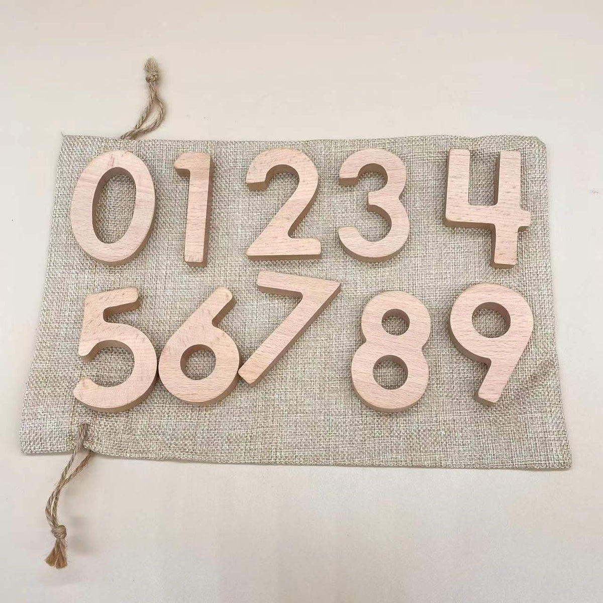 Kinmilo wooden Montessori counting, tracing and sensory learning collection - detail 6